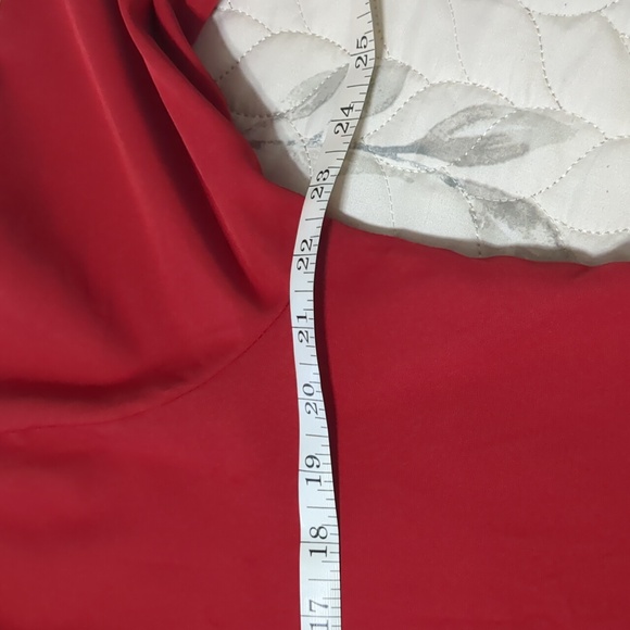 Red vneck blouse - Picture 5 of 10